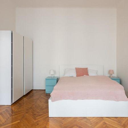 Welcoming Flat In Vinohrady By Prague Days Exterior photo