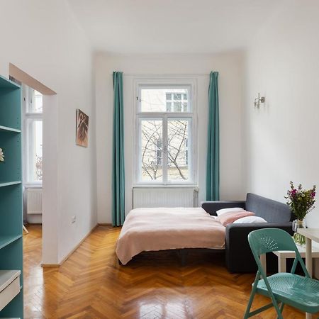 Welcoming Flat In Vinohrady By Prague Days Exterior photo