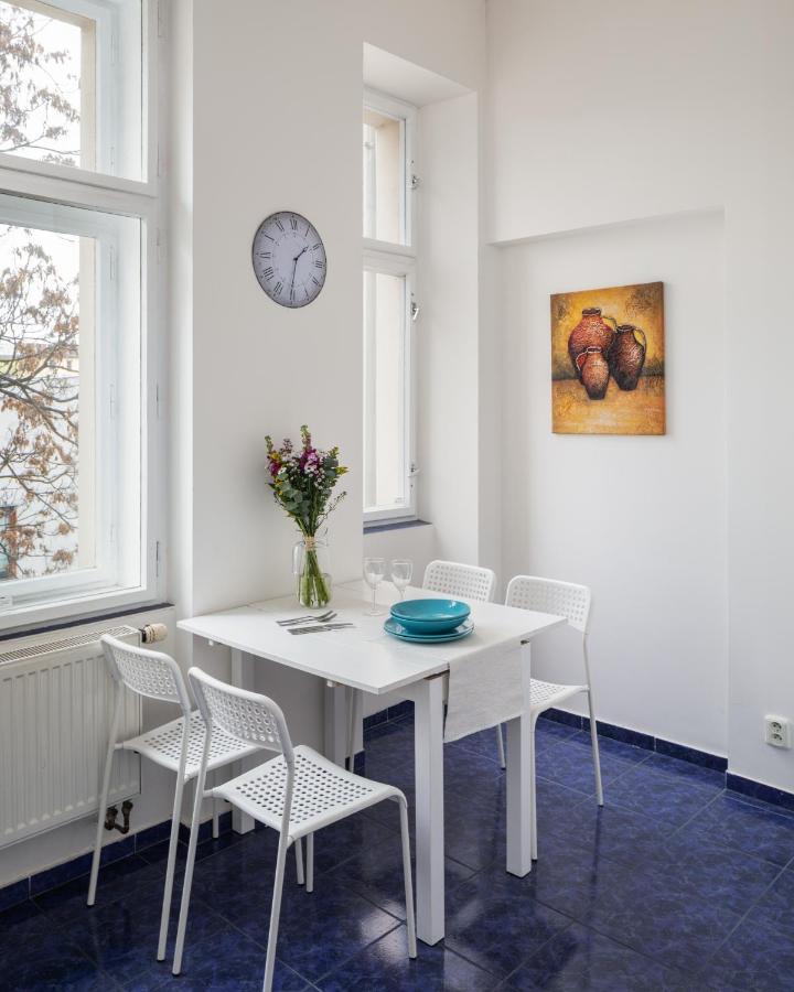Welcoming Flat In Vinohrady By Prague Days Exterior photo