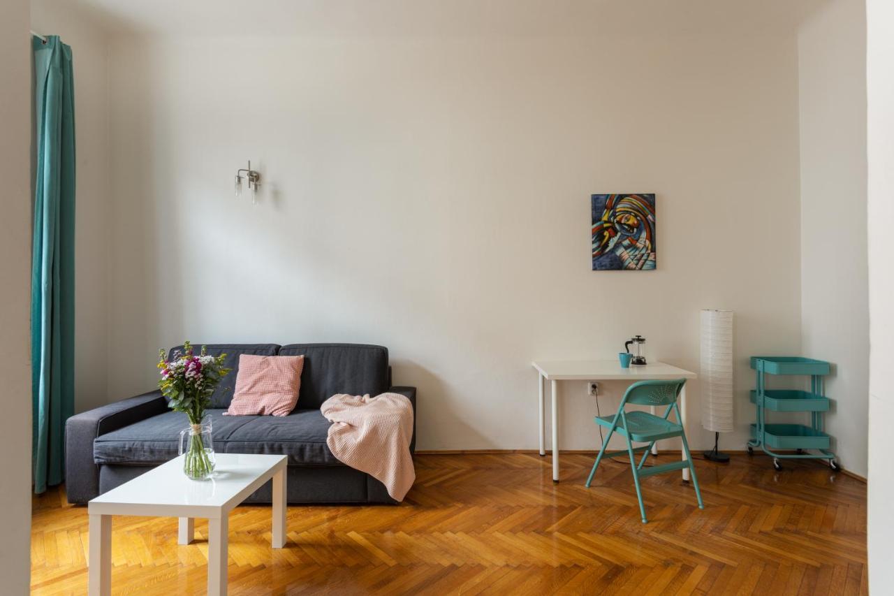 Welcoming Flat In Vinohrady By Prague Days Exterior photo